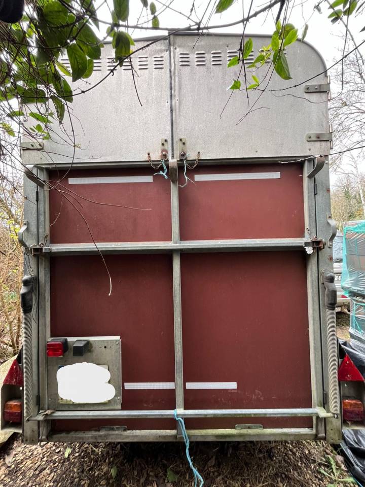 Van 2 places IforWilliams hb505r