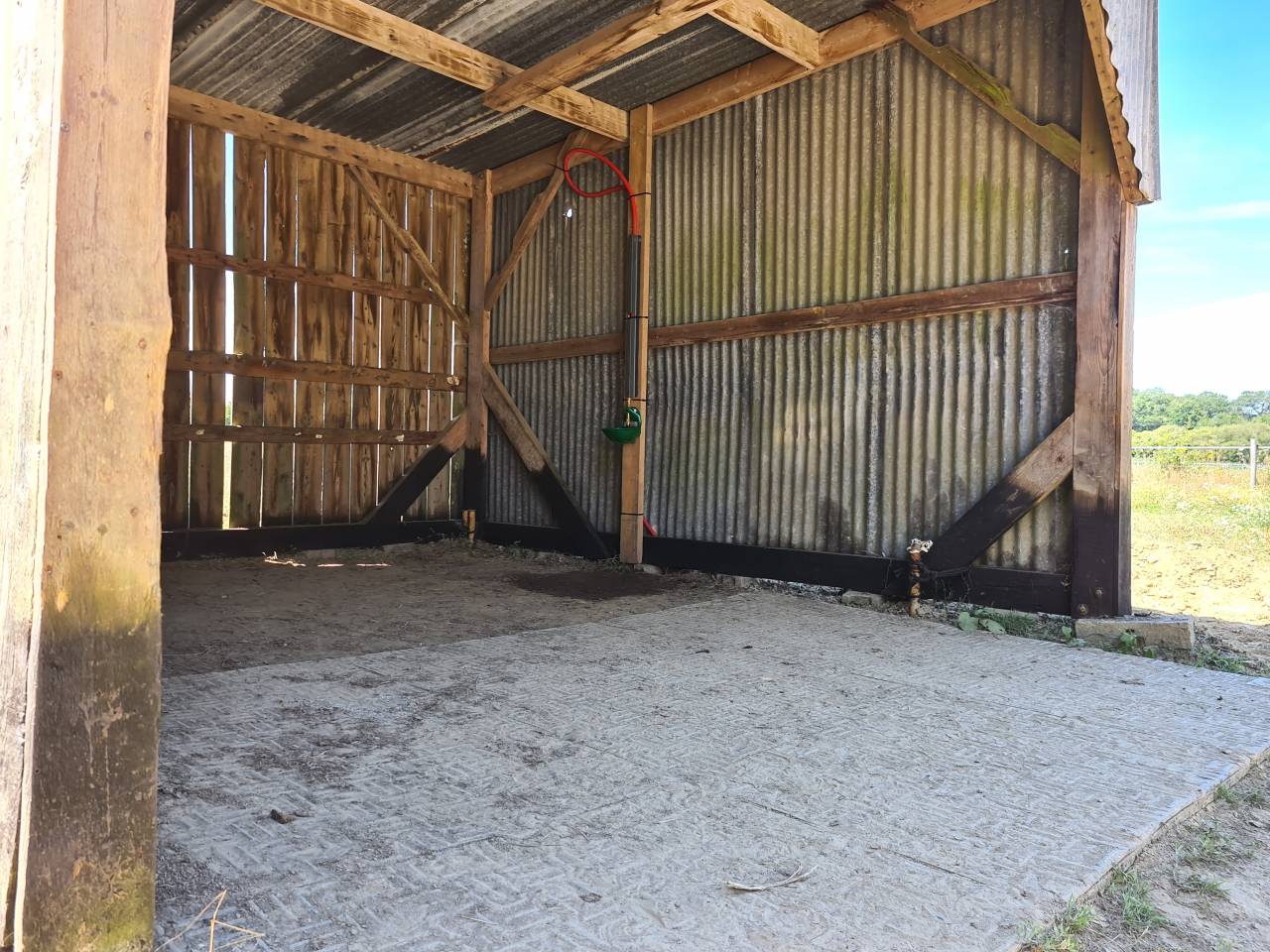 Pensions aux pr&eacute;s avec installations 