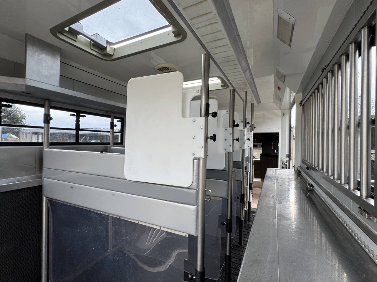 VOLVO FLL42 290cv 16T STX  - 5 chevaux - POP OUT