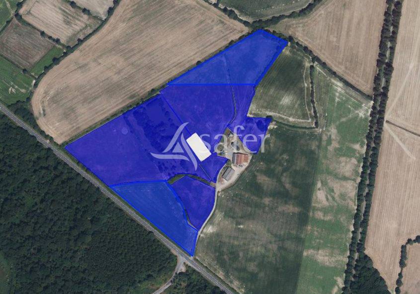 Propri&eacute;t&eacute; &eacute;questre sur 10 ha