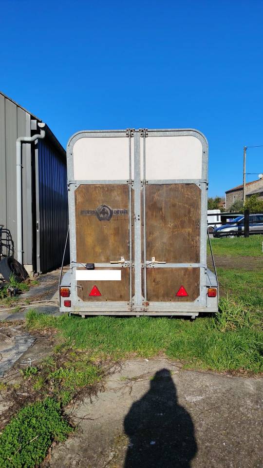 VAN 2 PLACES &ndash; MARQUE FAUTRAS