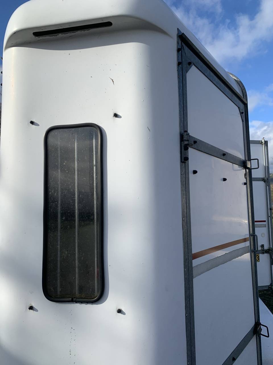 Van FAUTRAS 2 places