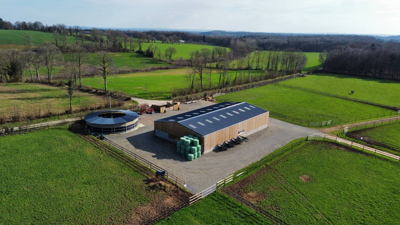 Haras d&rsquo;exception &ndash; 66 hectares, installations r&eacute;centes