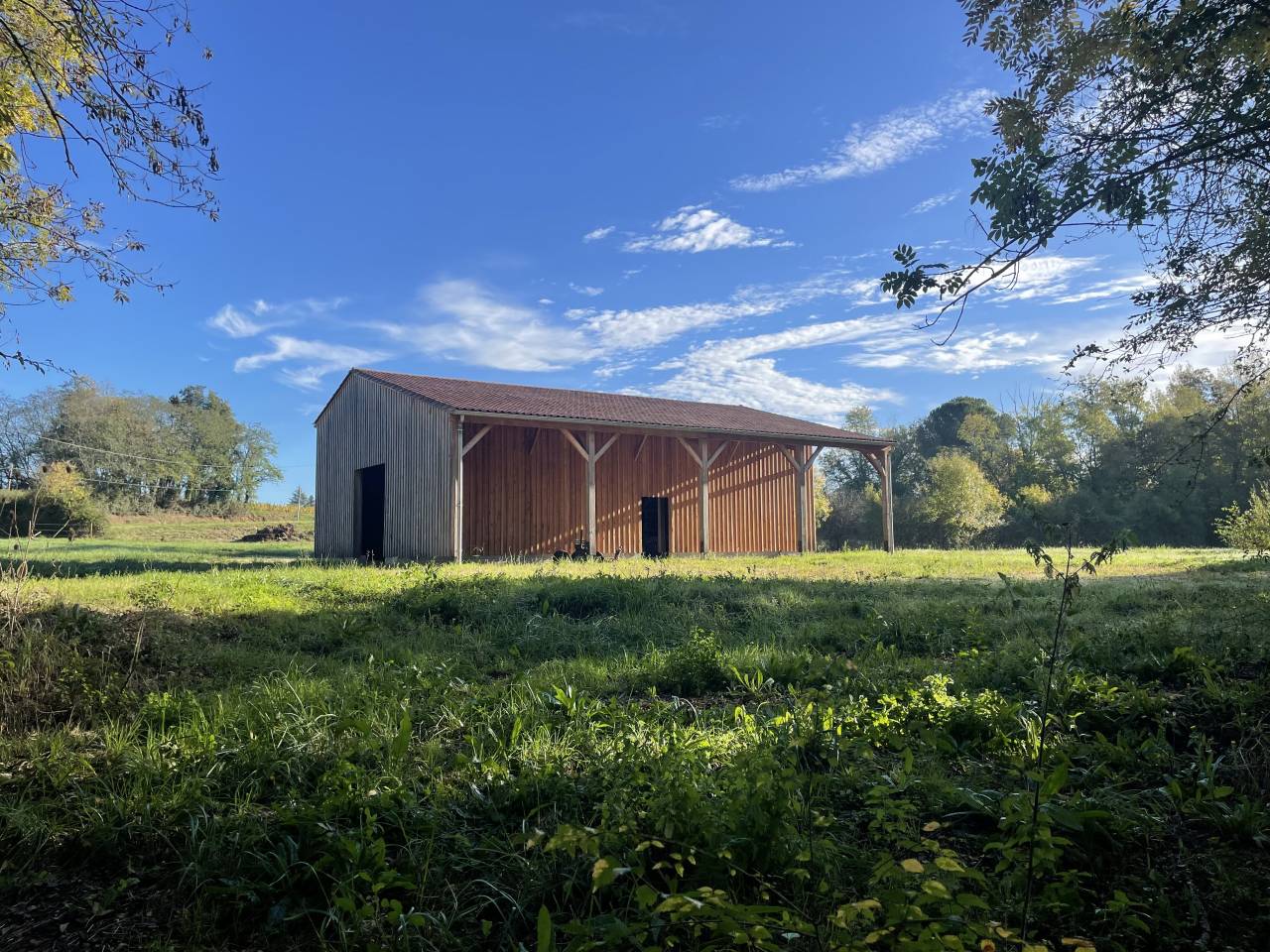 Belle propri&eacute;t&eacute; agricole &agrave; Montagne (Saint-Emilion)