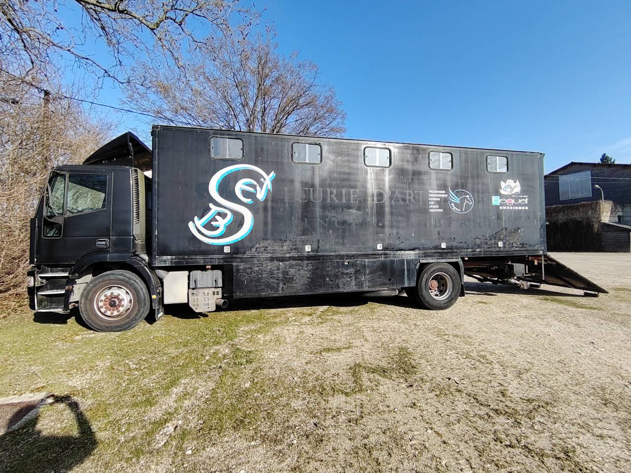 Camion de transport 8 chevaux