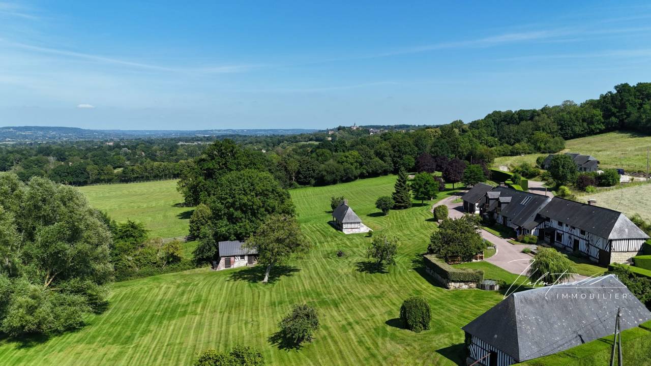 PROPRI&Eacute;T&Eacute; FAMILIALE AUX PORTES DE BEAUMONT-EN-AUGE
