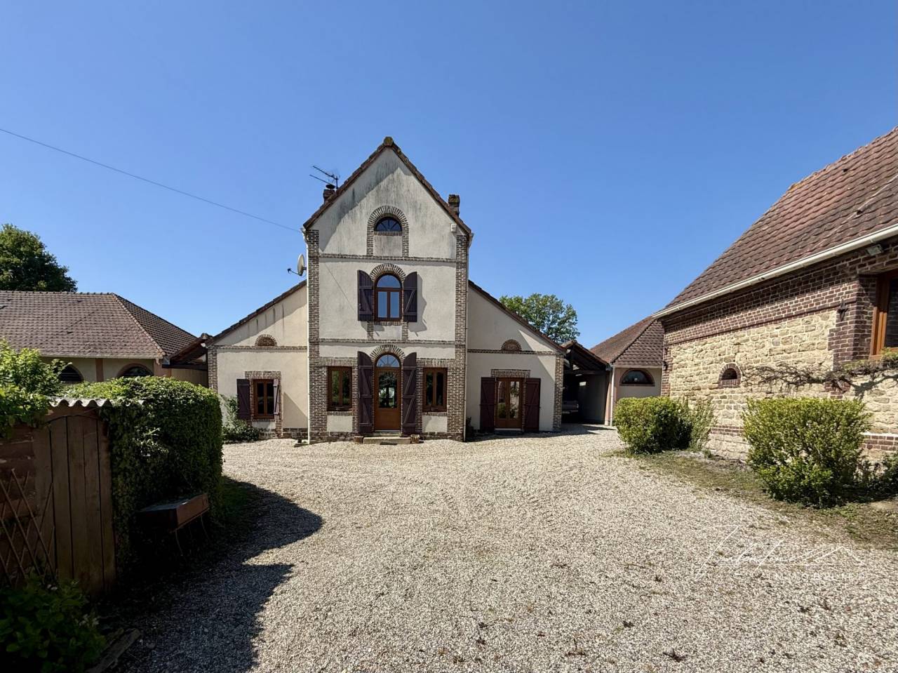 HARAS D'EXCEPTION SUR 22 HECTARES