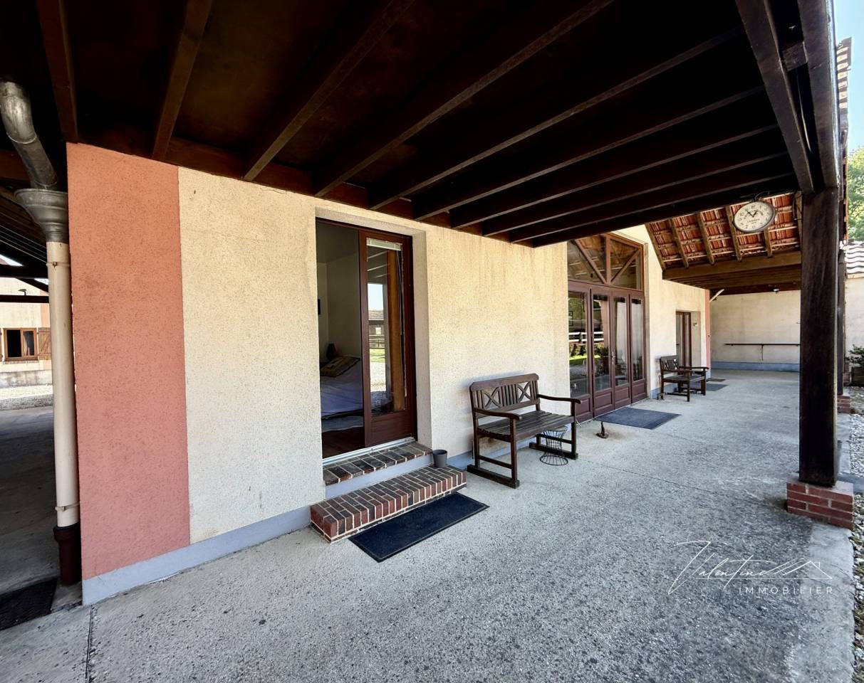 HARAS D'EXCEPTION SUR 22 HECTARES