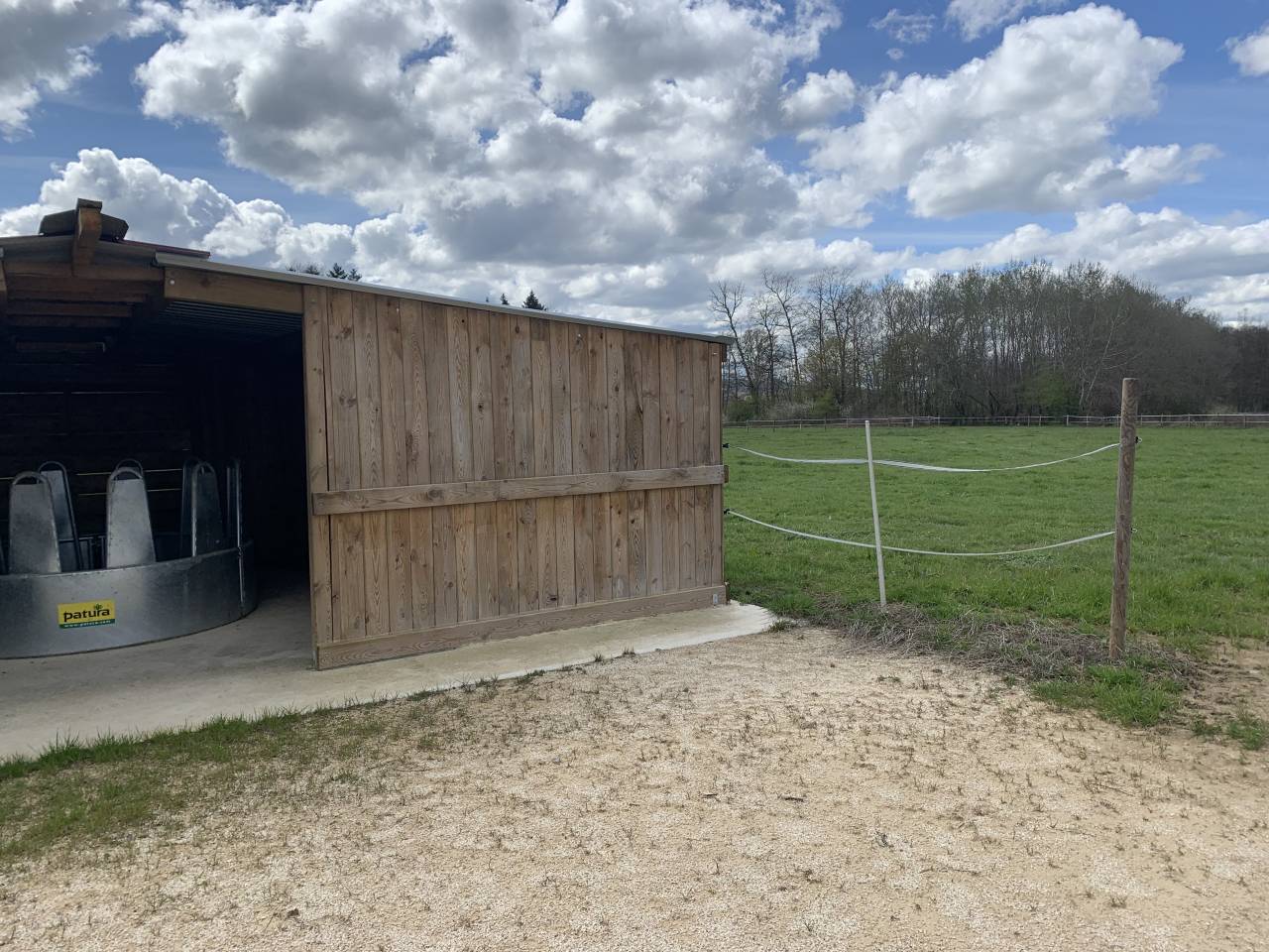 &Eacute;curie ind&eacute;pendante pour deux petits chevaux
