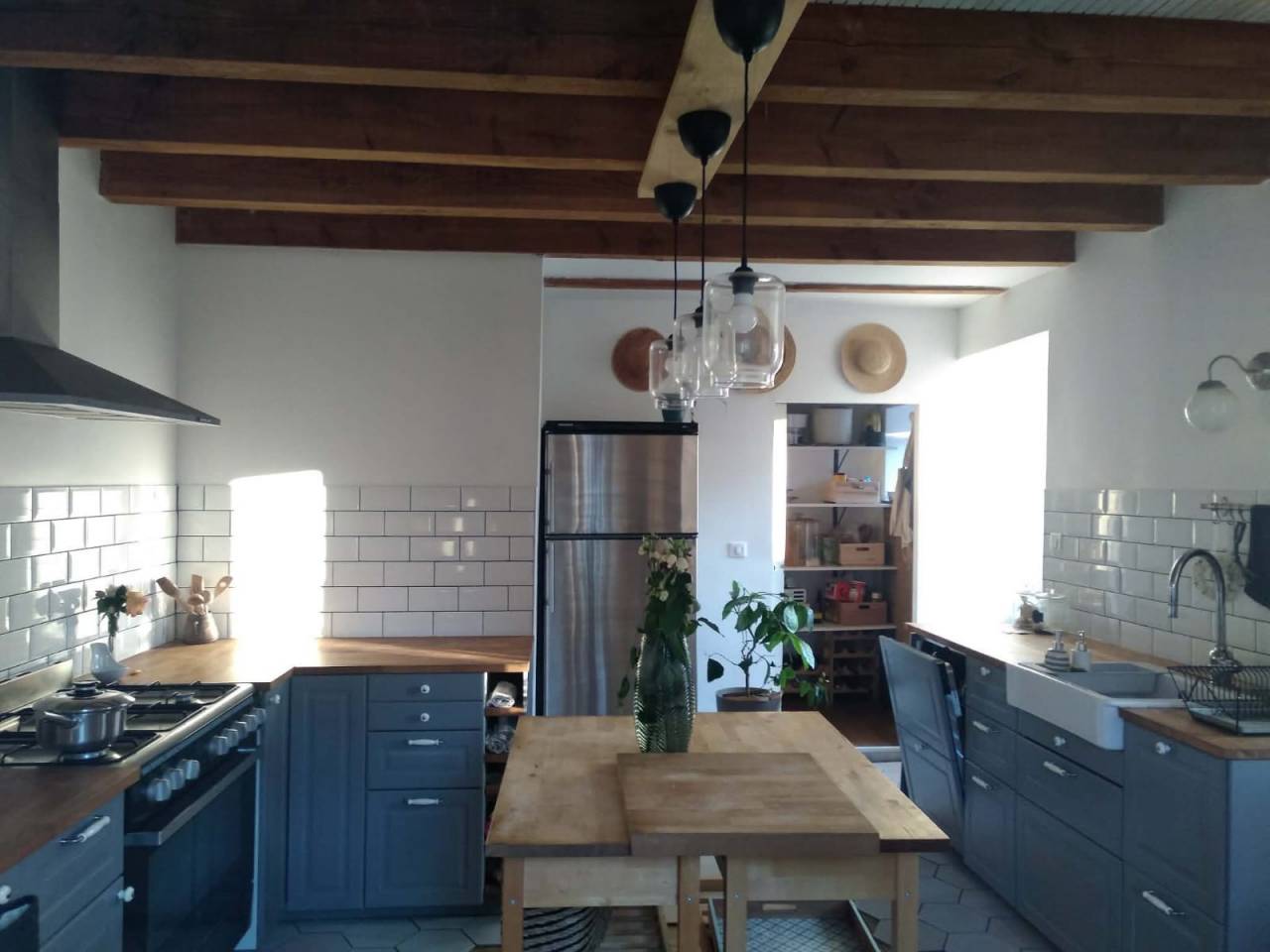 Propri&eacute;t&eacute; &eacute;questre d'environ 45 hectares &agrave; Arconsat 63