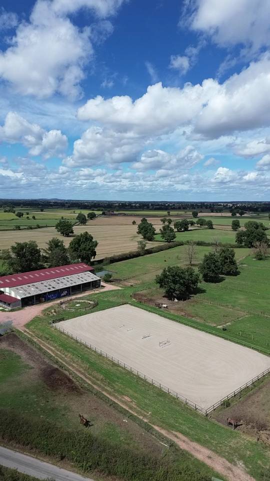 Pension chevaux Ecurie de propri&eacute;taire 