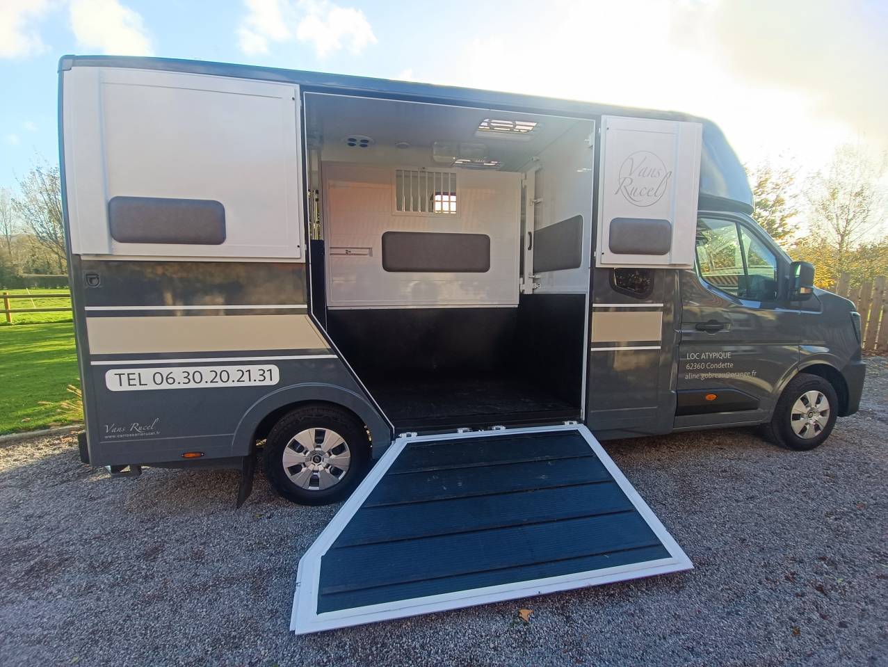 LOCATION CAMION 2 CHEVAUX 