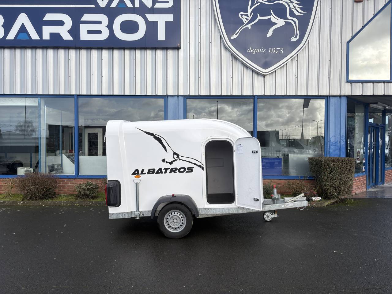 REMORQUE FOURGON BARBOT