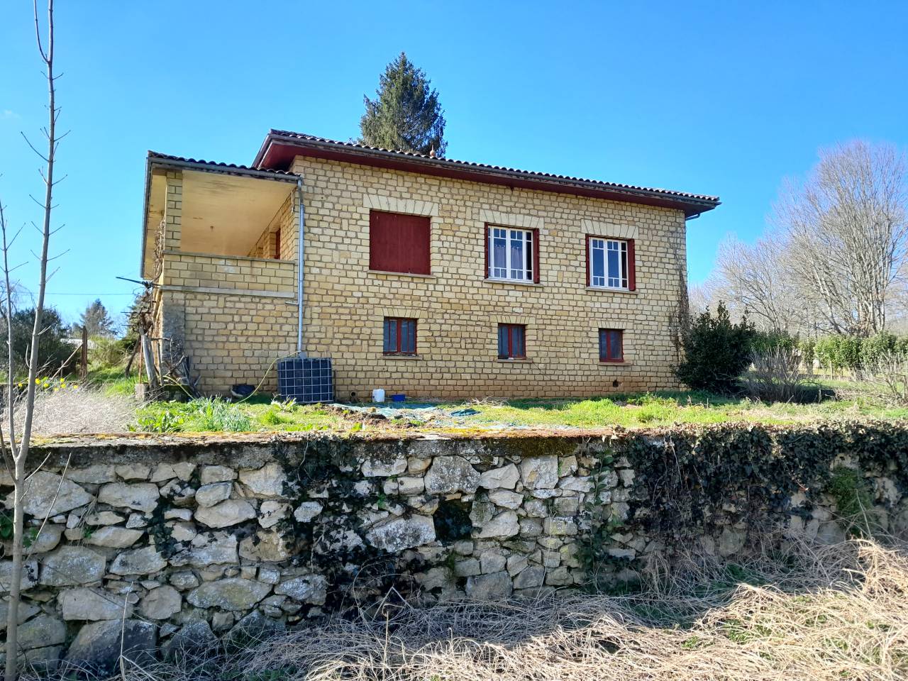 DORDOGNE PERIGORD NOIR CENTRE EQUESTRE
