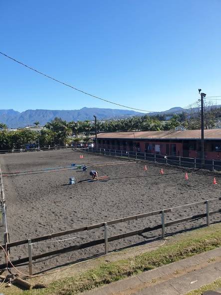 moniteur ou monitrice d'&eacute;quitation dipl&ocirc;m&eacute;(e)