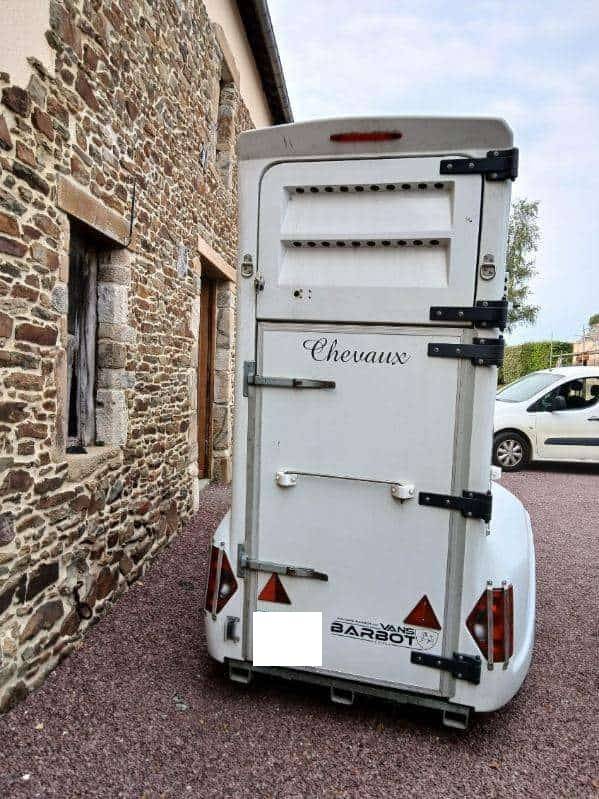 VAN 1 PLACE &ndash; MARQUE BARBOT