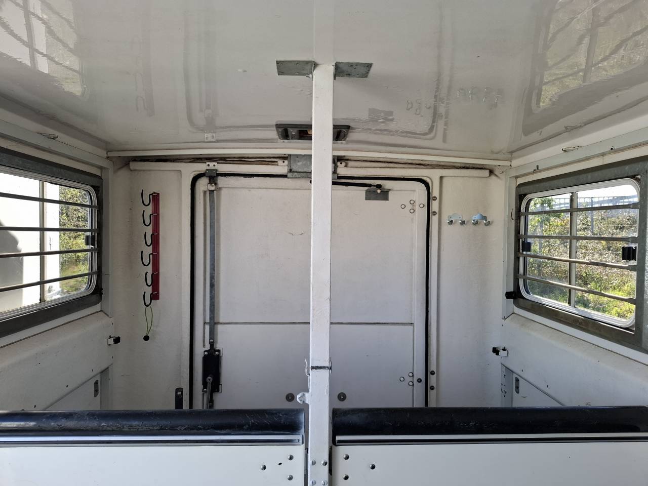 AV Camion chevaux vl Renault Master