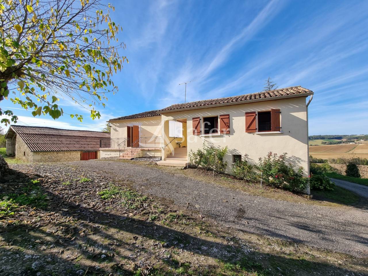 Ferme sur 11 ha au coeur du Quercy Blanc