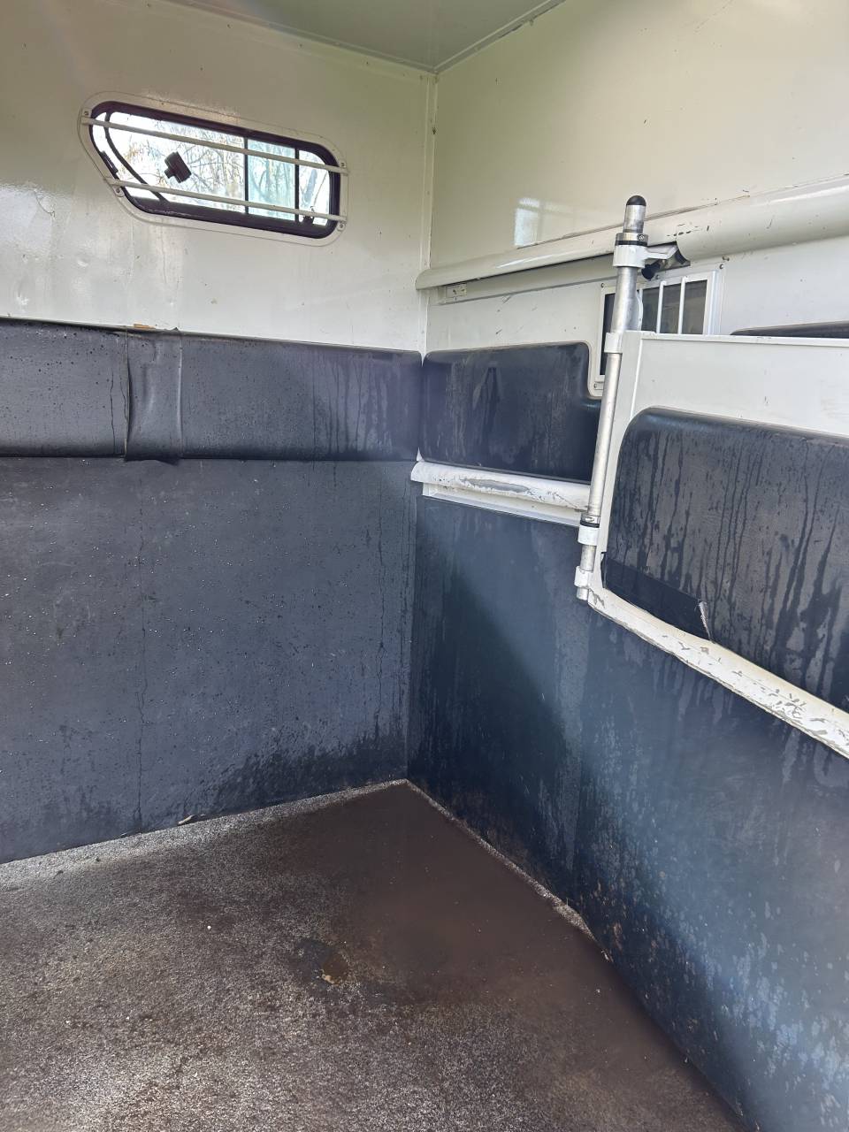 Camion Renault Master II carrosserie THEAULT 2006