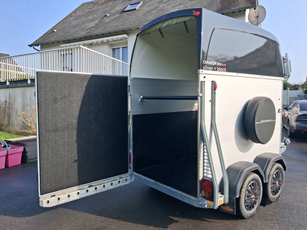  D&eacute;couvrez le cadeau r&eacute;serv&eacute; aux acheteurs d'un v&eacute;hicul