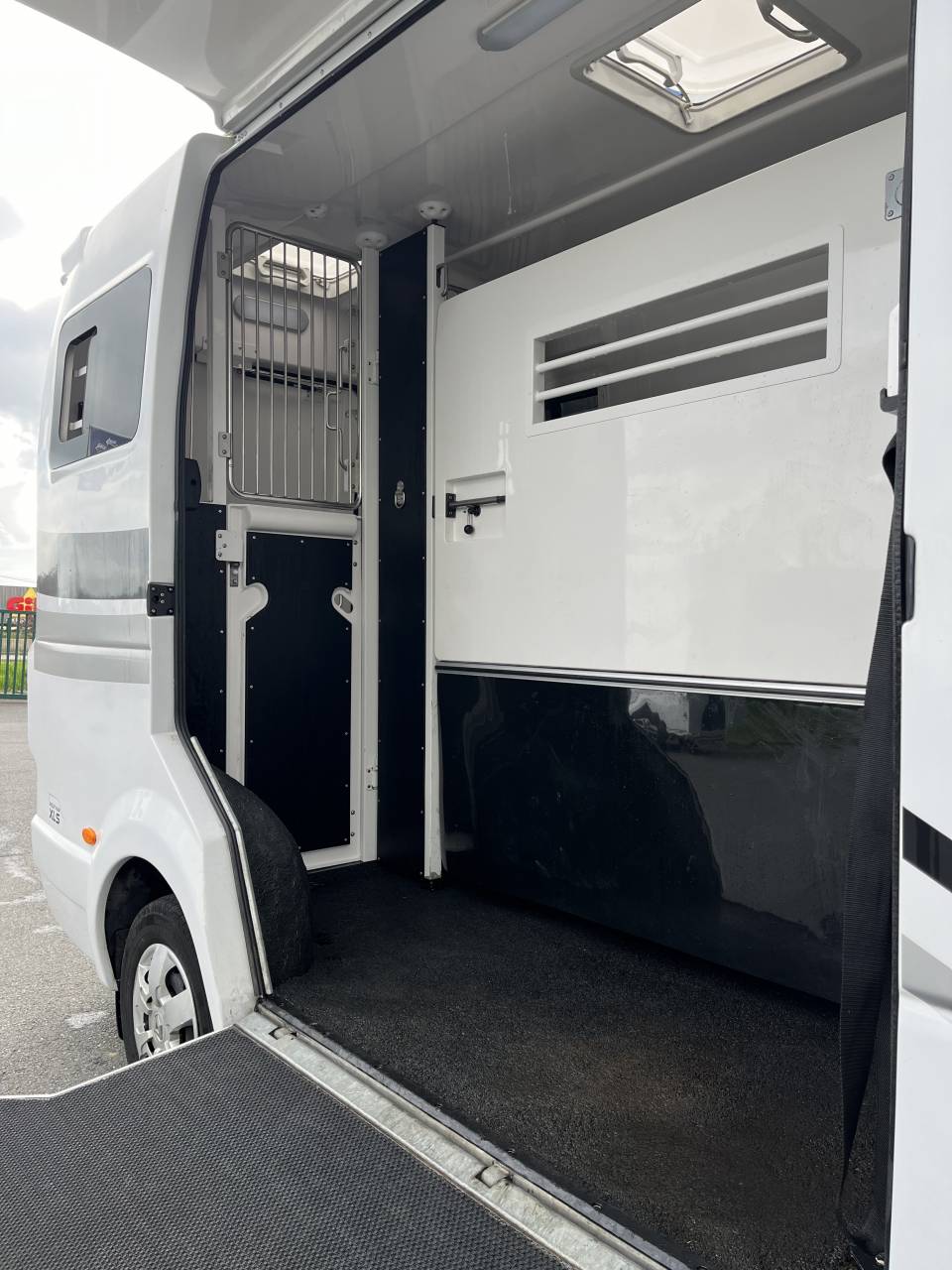 camion 2 chevaux BARBOT