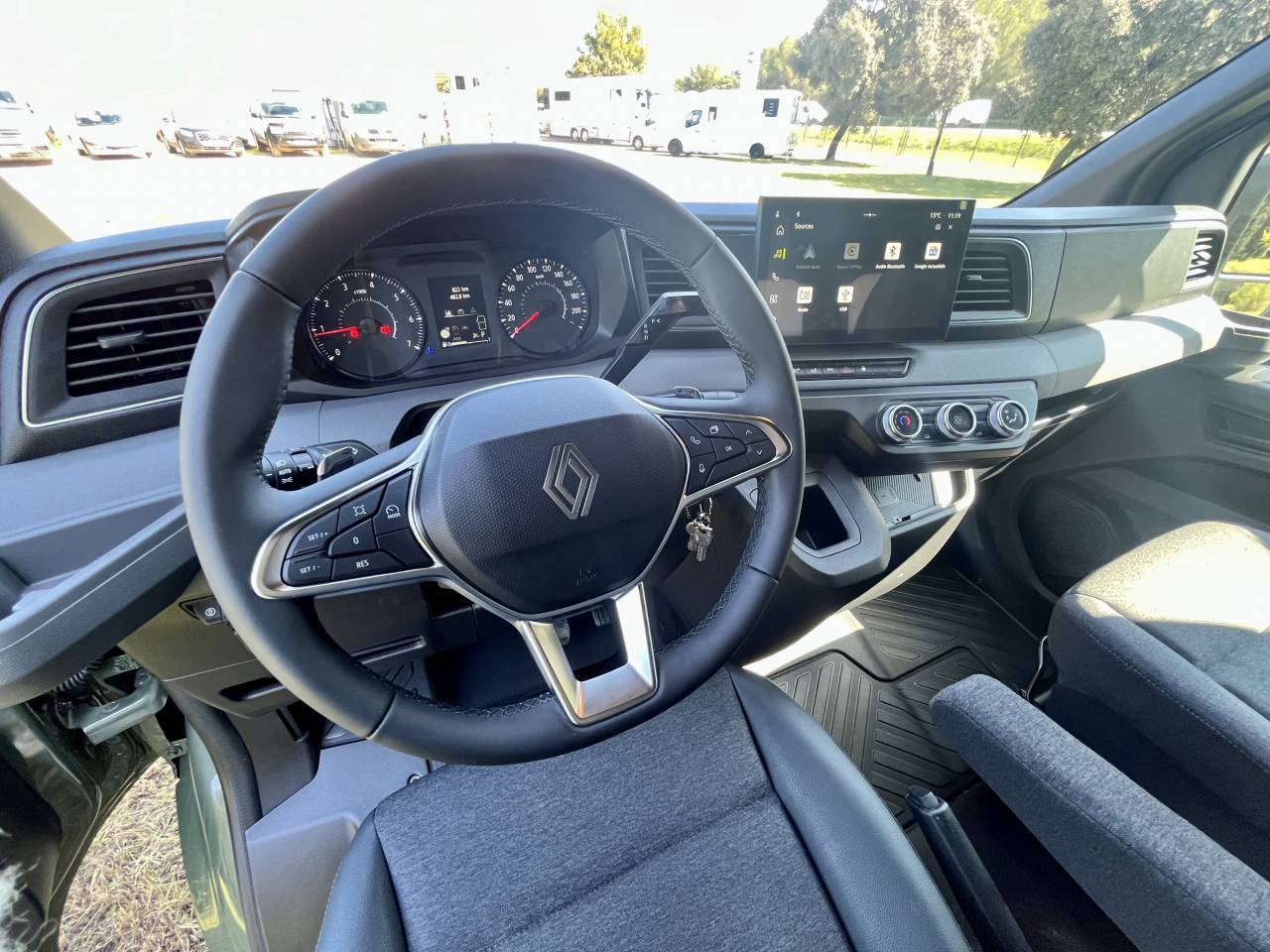 VL AKX RENAULT MASTER 2026