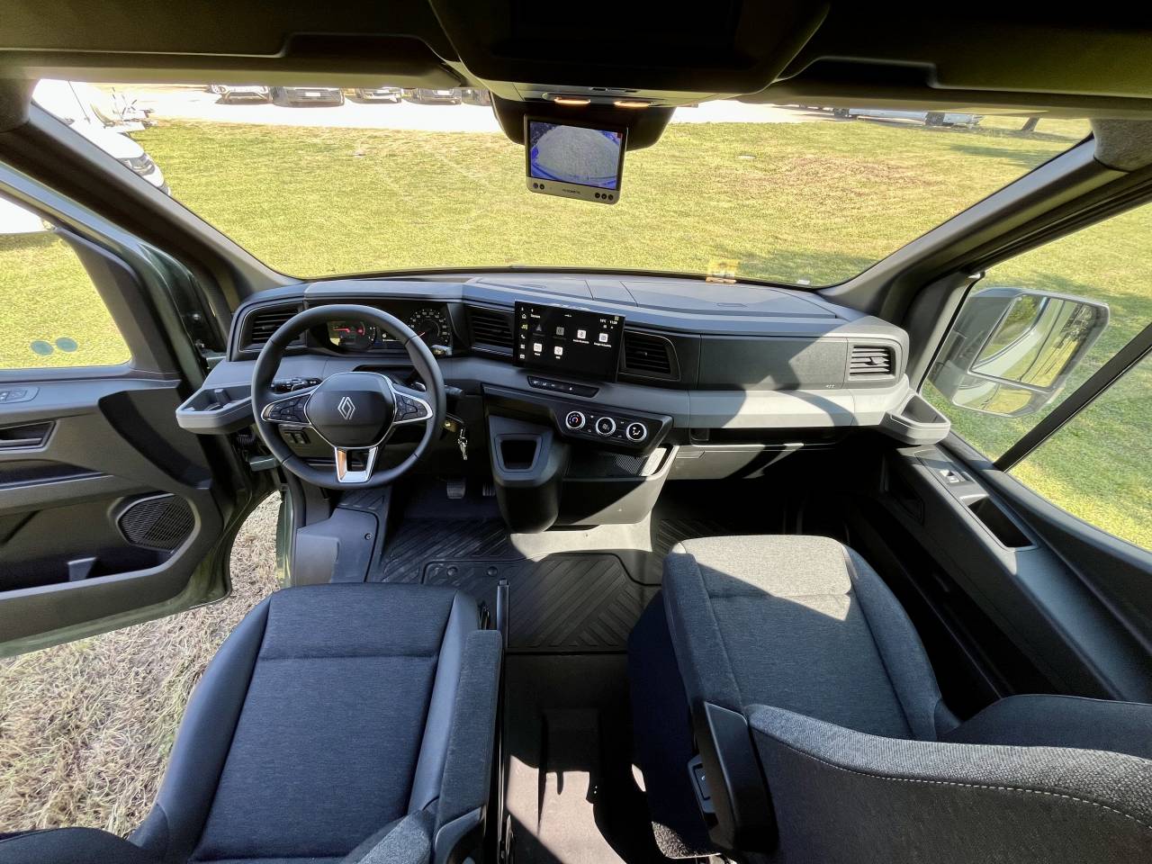 VL AKX RENAULT MASTER 2026