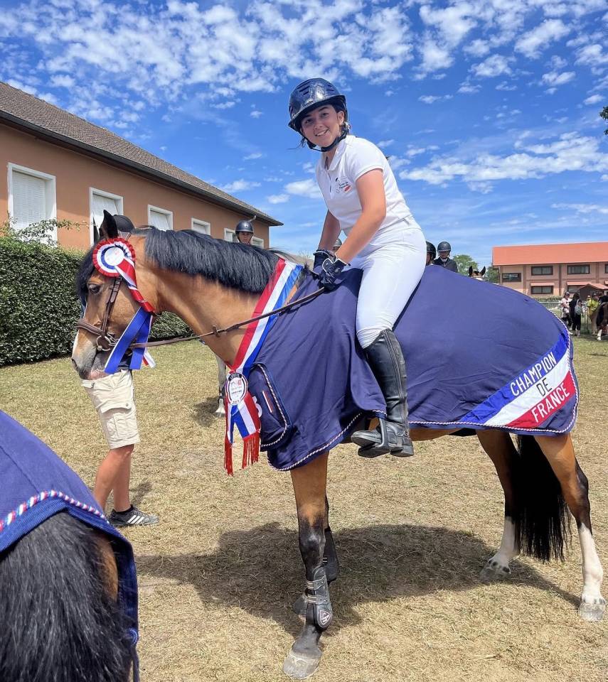 &Agrave; VENDRE : super poney D 