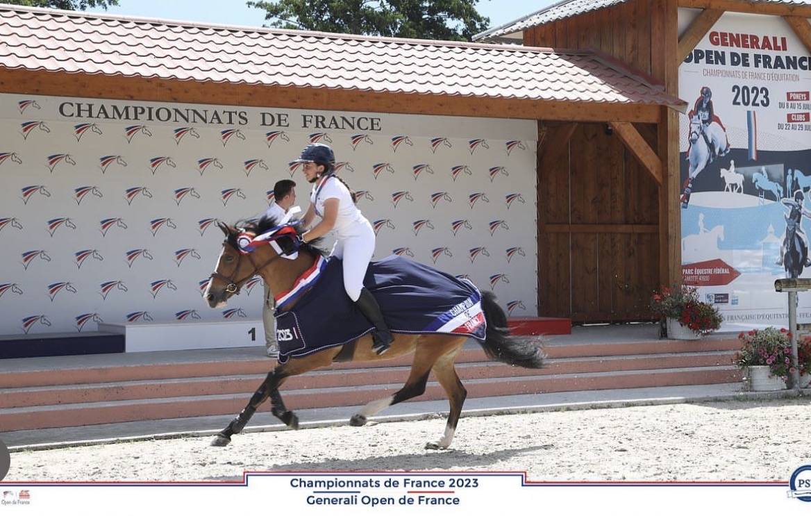 &Agrave; VENDRE : super poney D 