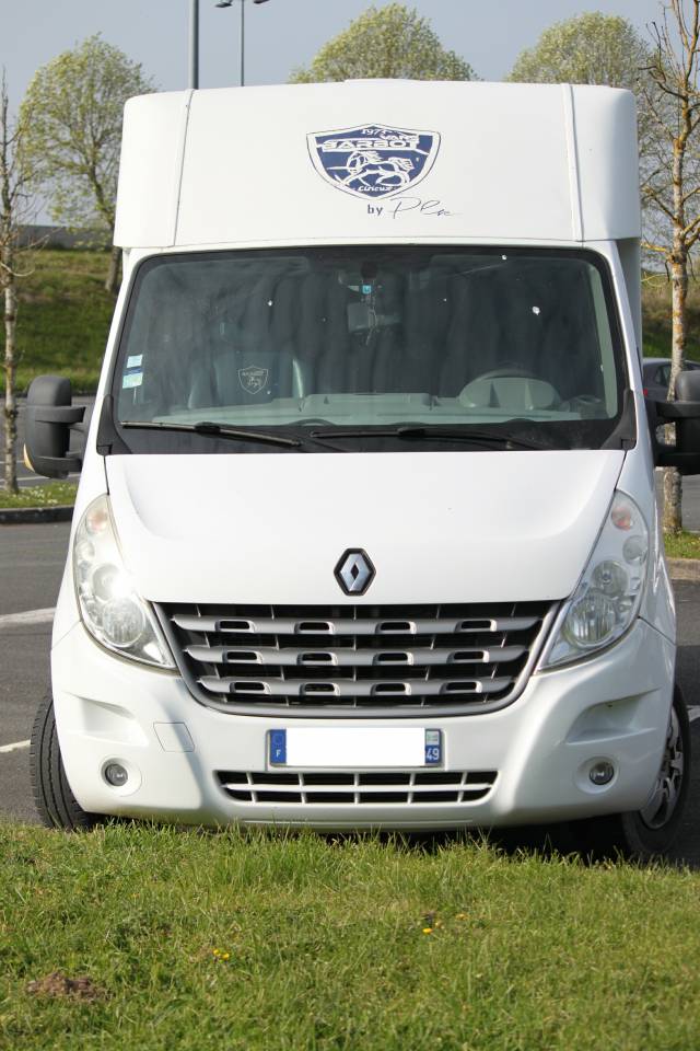 Camion 2 chevaux Barbot 5 places boite auto