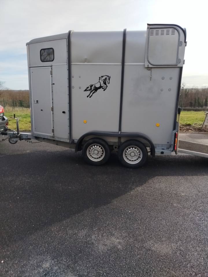 VAN IFOR WILLIAMS 1,5 place HB401