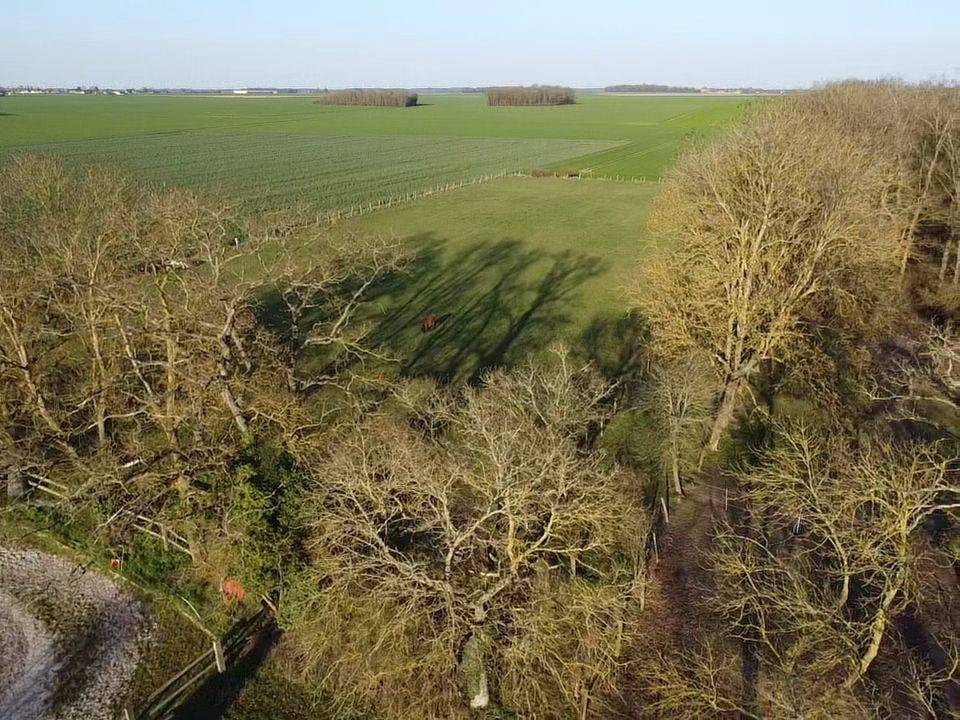 6 hectares, boxes et maison VERNEUIL SUR AVRE 