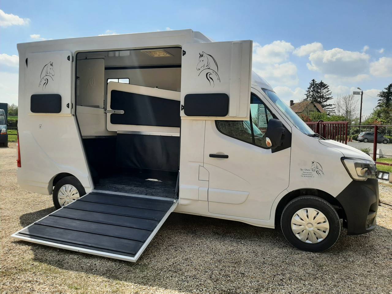 Renault Master - transport chevaux
