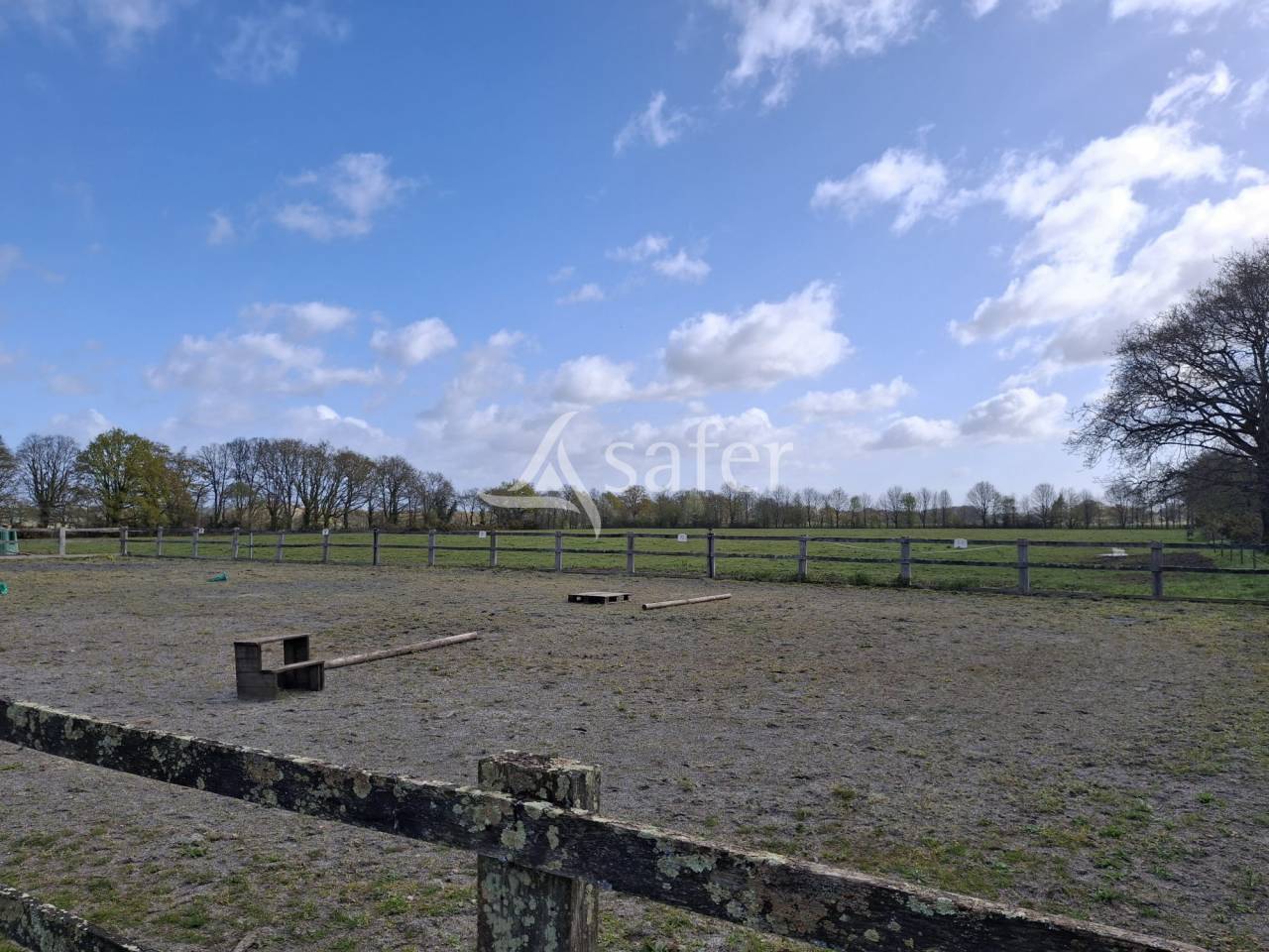 Propri&eacute;t&eacute; &eacute;questre de caract&egrave;re  Nord Loire-Atlantique