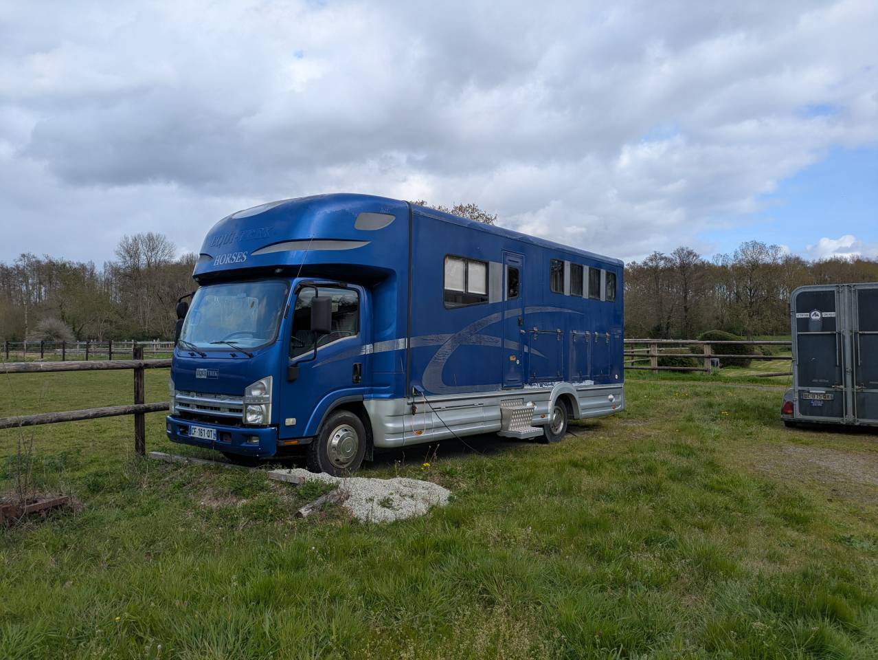 Camion 3 chevaux homme car