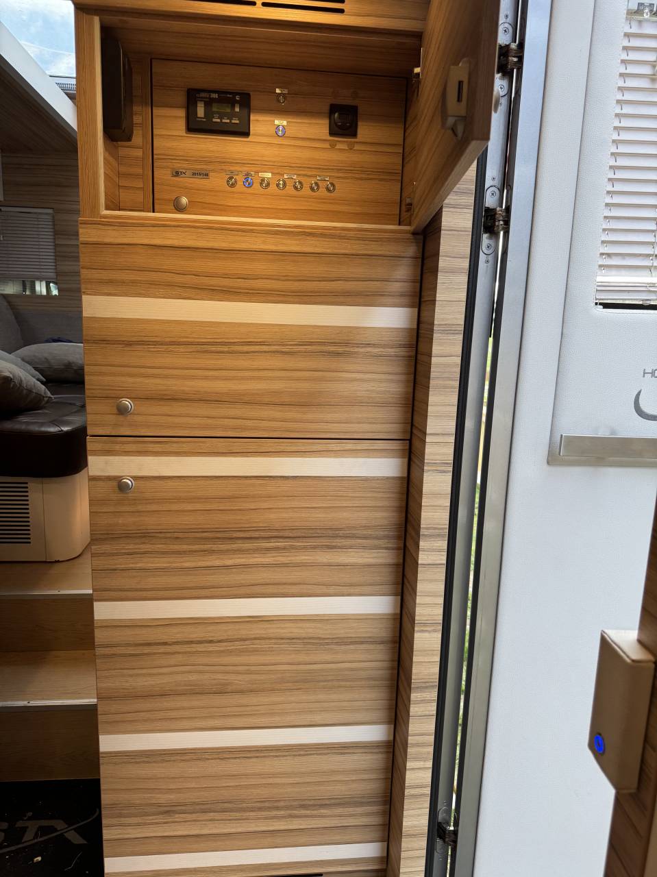 VOLVO FH540 STX DOUBLE POP OUT ET POP UP