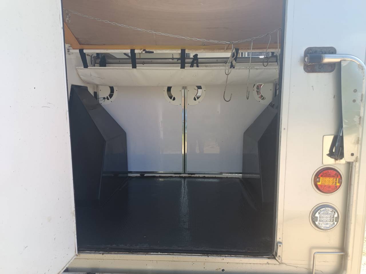 Master 150CV  - 1&egrave;re main de 2014 - 37000km
