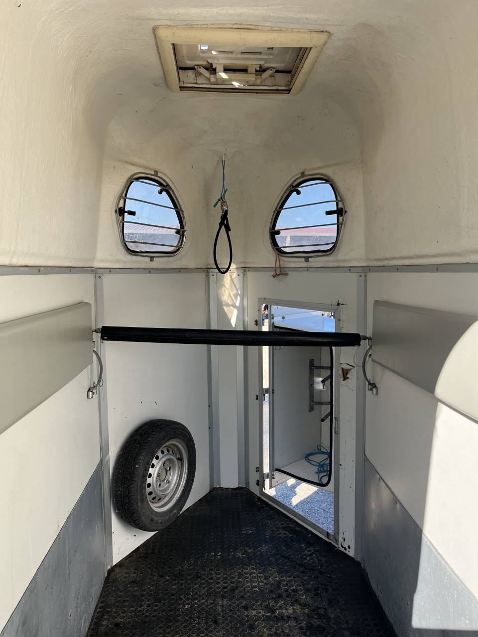 Van cheval libert&eacute; 