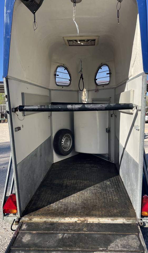 Van cheval libert&eacute; 