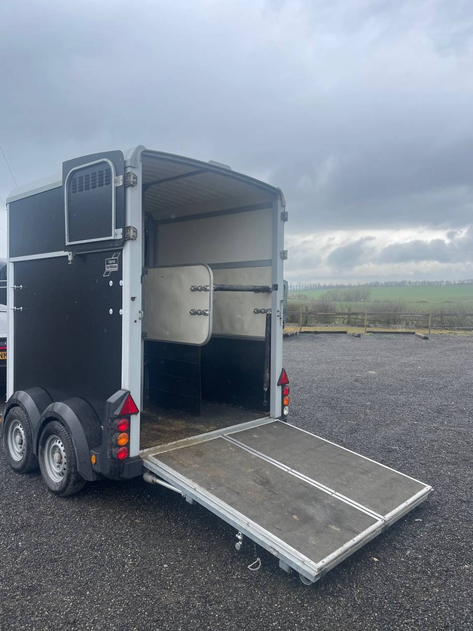 VAN 2 places, PTAC 2600kgs