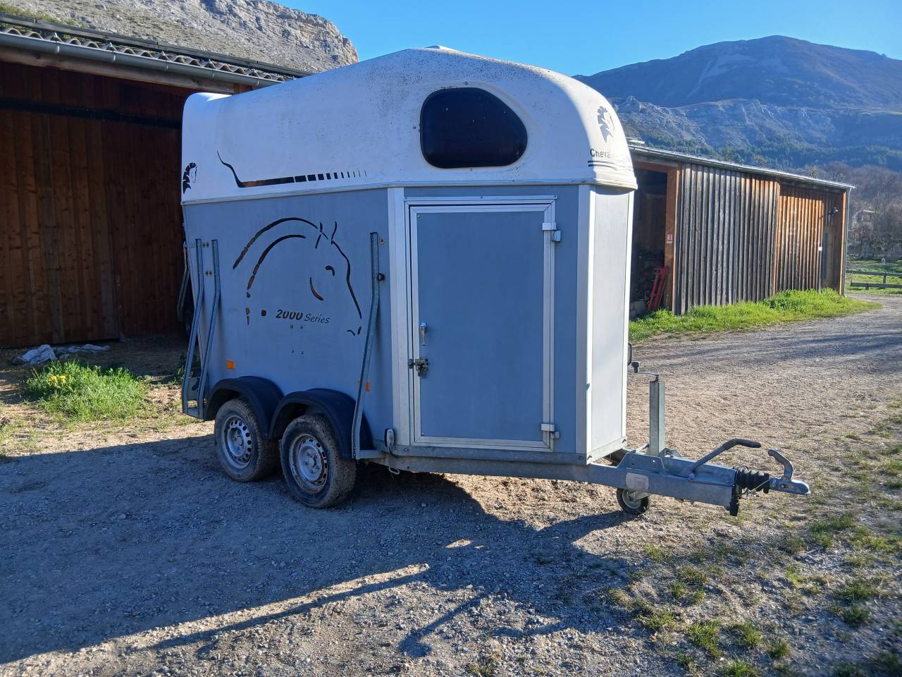 Cheval libert&eacute; 2000