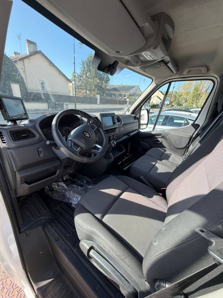 RENAULT MASTER &ndash; 2020 &ndash; 135CV &ndash; 79 000KM &ndash; GLR