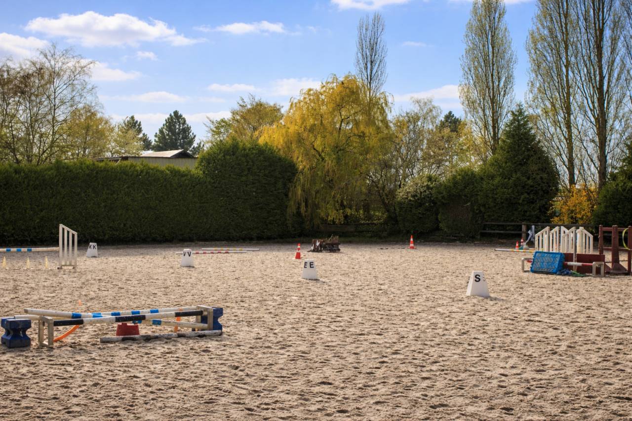 Propri&eacute;t&eacute; &eacute;questre d'exception avec potentiel immoblier