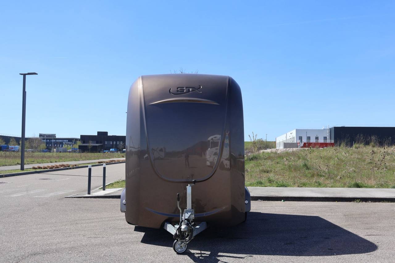 VAN STX EXCLUSIVE TRAILER STALLE 2 CHEVAUX 
