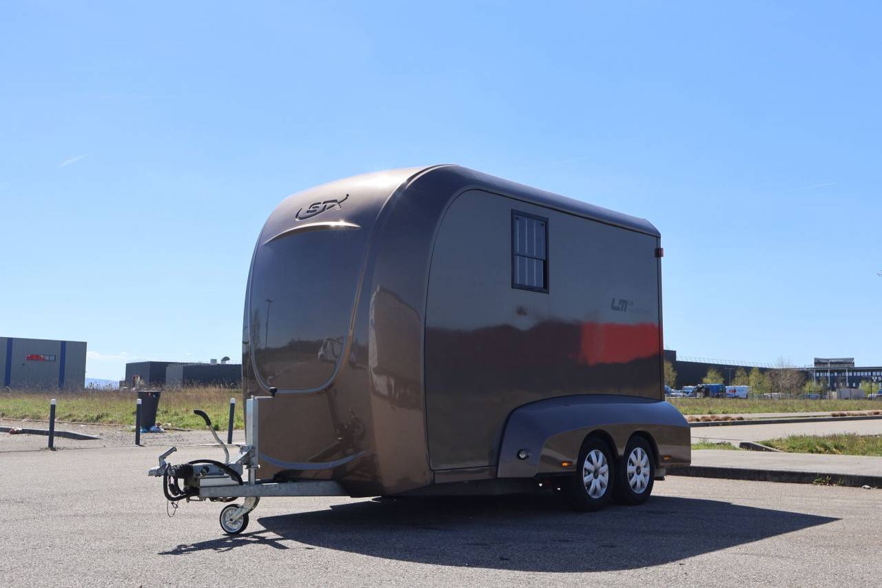 VAN STX EXCLUSIVE TRAILER STALLE 2 CHEVAUX 