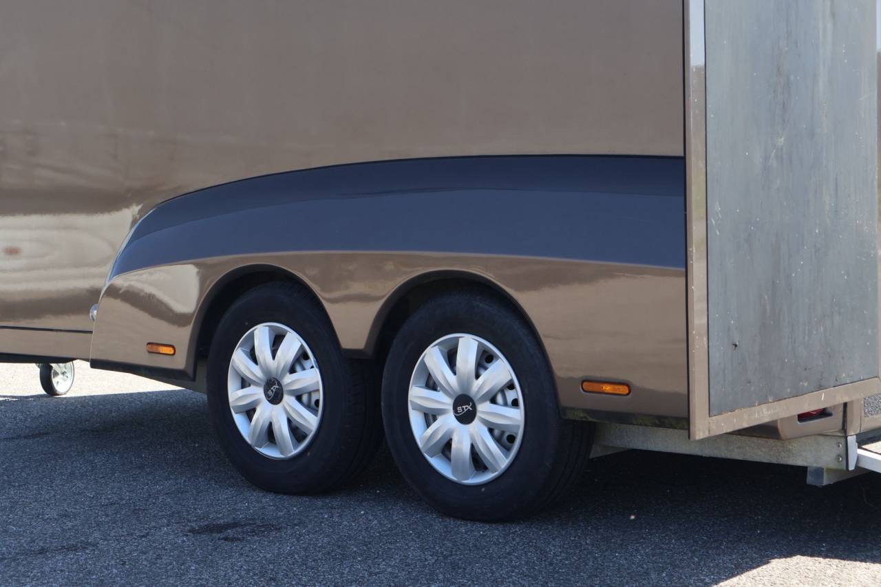 VAN STX EXCLUSIVE TRAILER STALLE 2 CHEVAUX 
