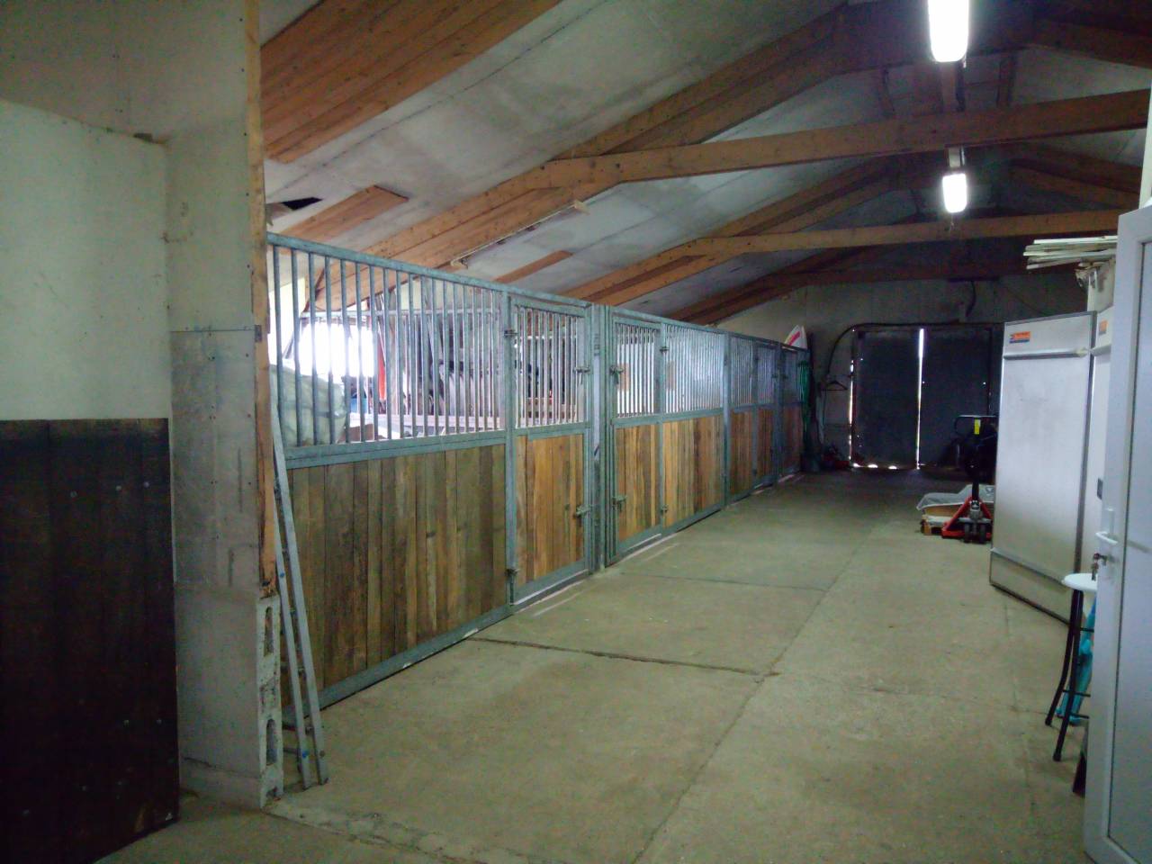 Recherche associ&eacute;(e)