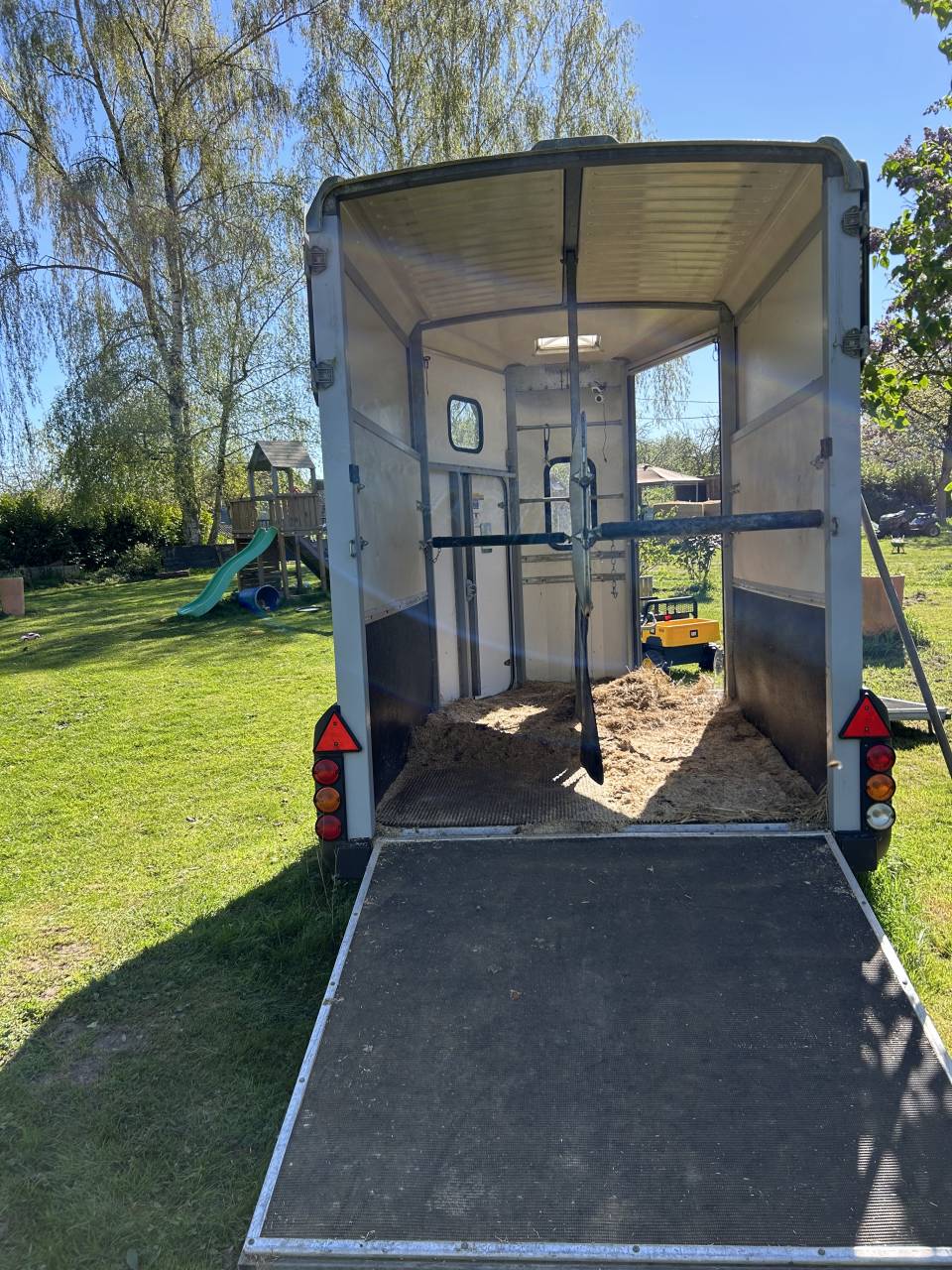 Van Ifor Williams HB506 2 places 