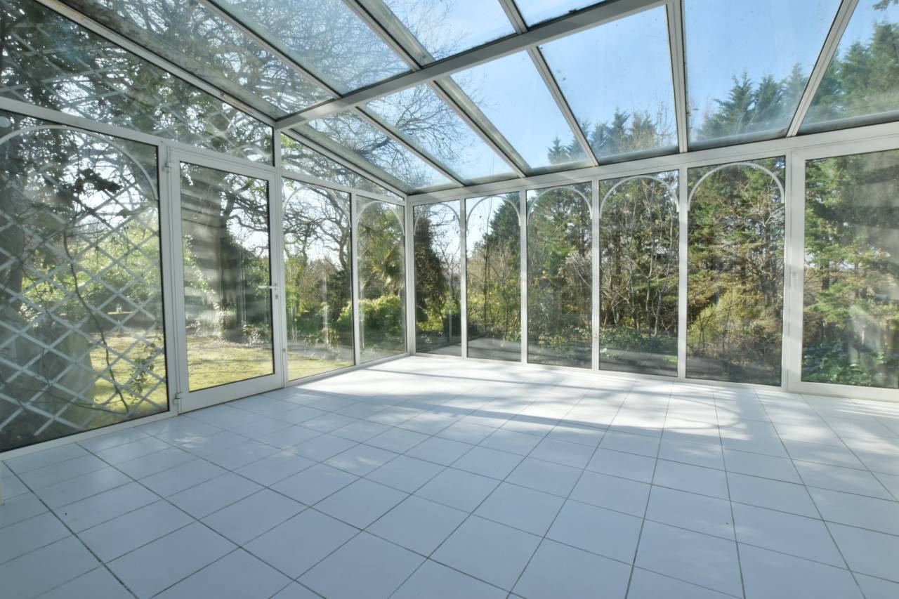 Propri&eacute;t&eacute; &agrave; 7 minutes de Saintes, dont terrain 11952 m&sup2;