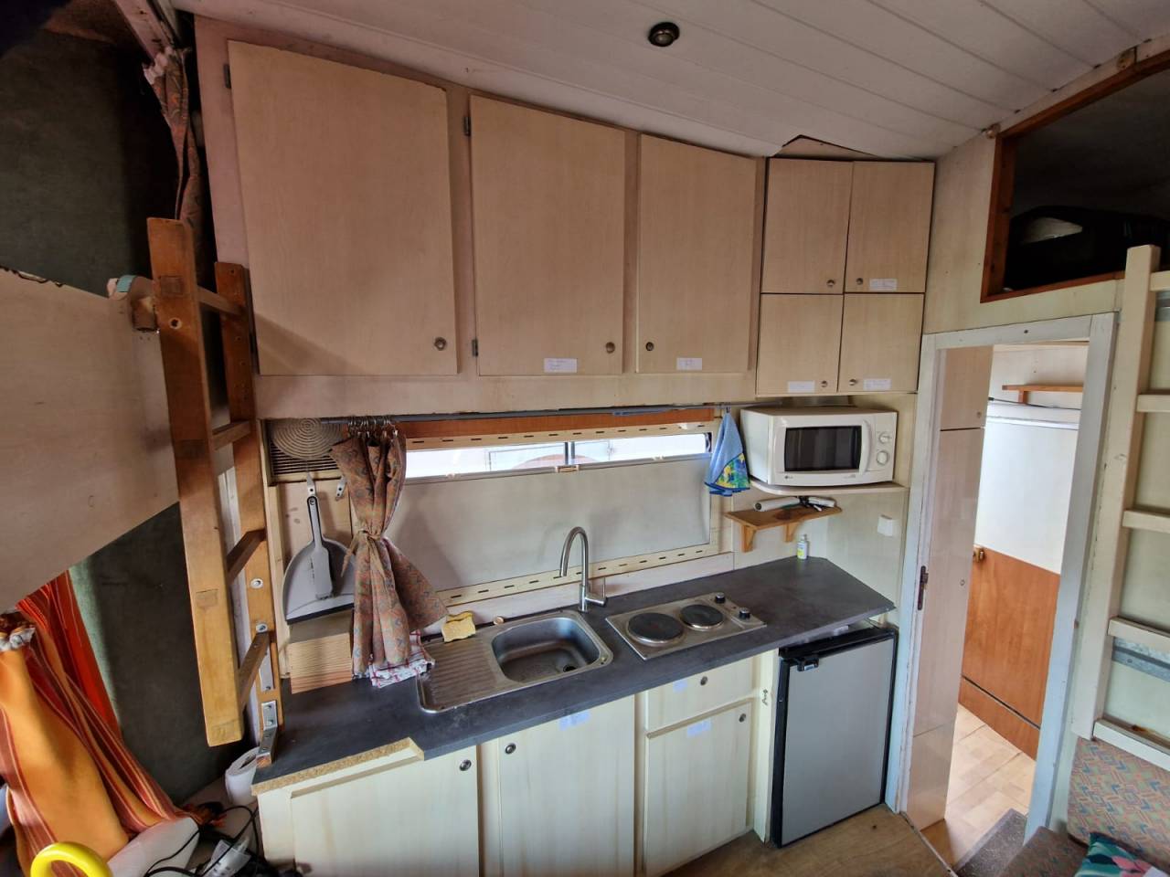 Camion chevaux 7 places + homecar